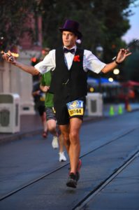 rundisney_dlrmaraaction22_20161112_392963238741